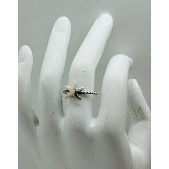 Unbranded Jewelry - Starfish Sterling Silver 925 Ring Size 7‎